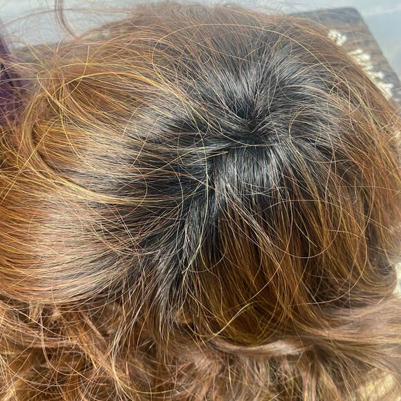 NEW Chic Lifestyle Genevieve Gingerbread Luxury Synthetic Wig CA1 W5299 - Picture 5 of 15